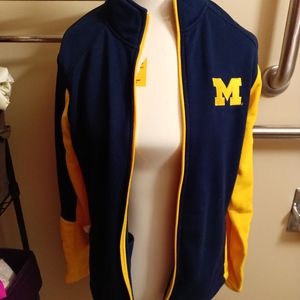 2-1) Gear for sport M- Michigan women's zip up jacket. NWOT